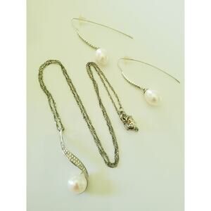 Vintage Sterling Silver Cultured Pearl Necklace and Earring Set